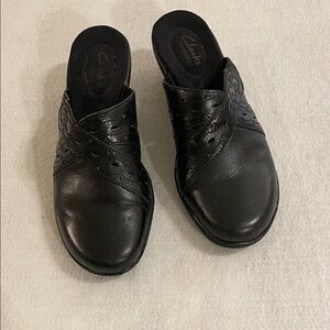 Clarks Black Leather Slip-On Mules with Decorative Cutouts
